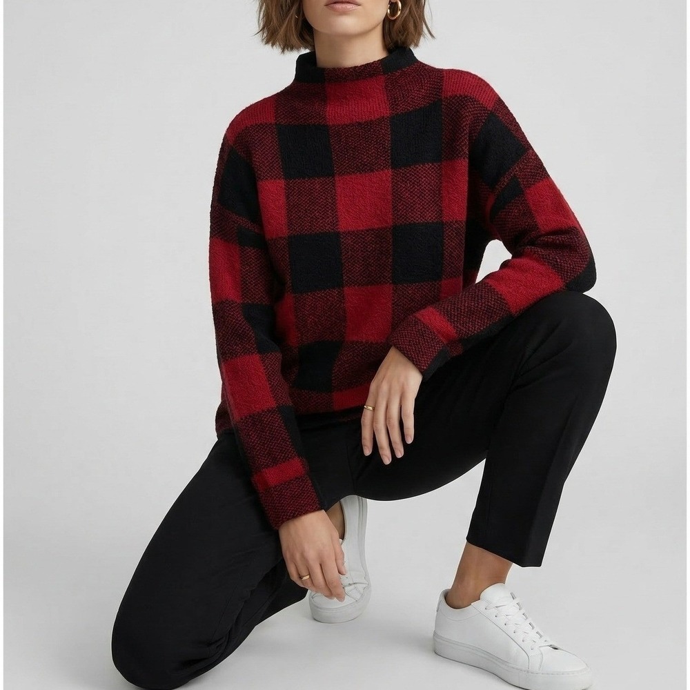 Tahari Wool Blend Pullover Turtleneck Sweater
